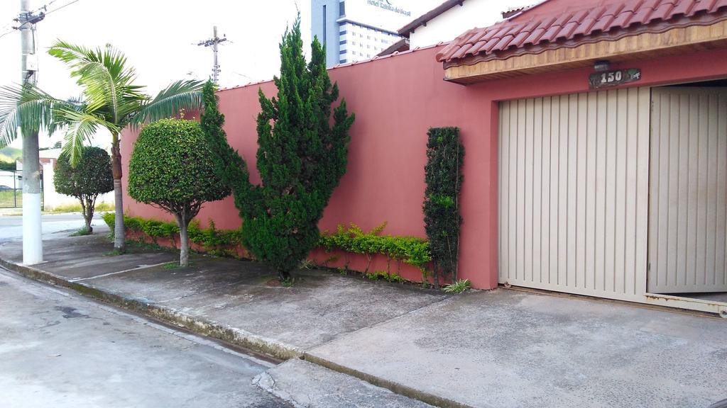 אפרסידה Pousada Nossa Casa מראה חיצוני תמונה